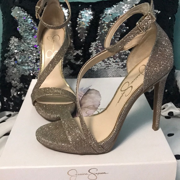 Heels - Picture 1 of 5